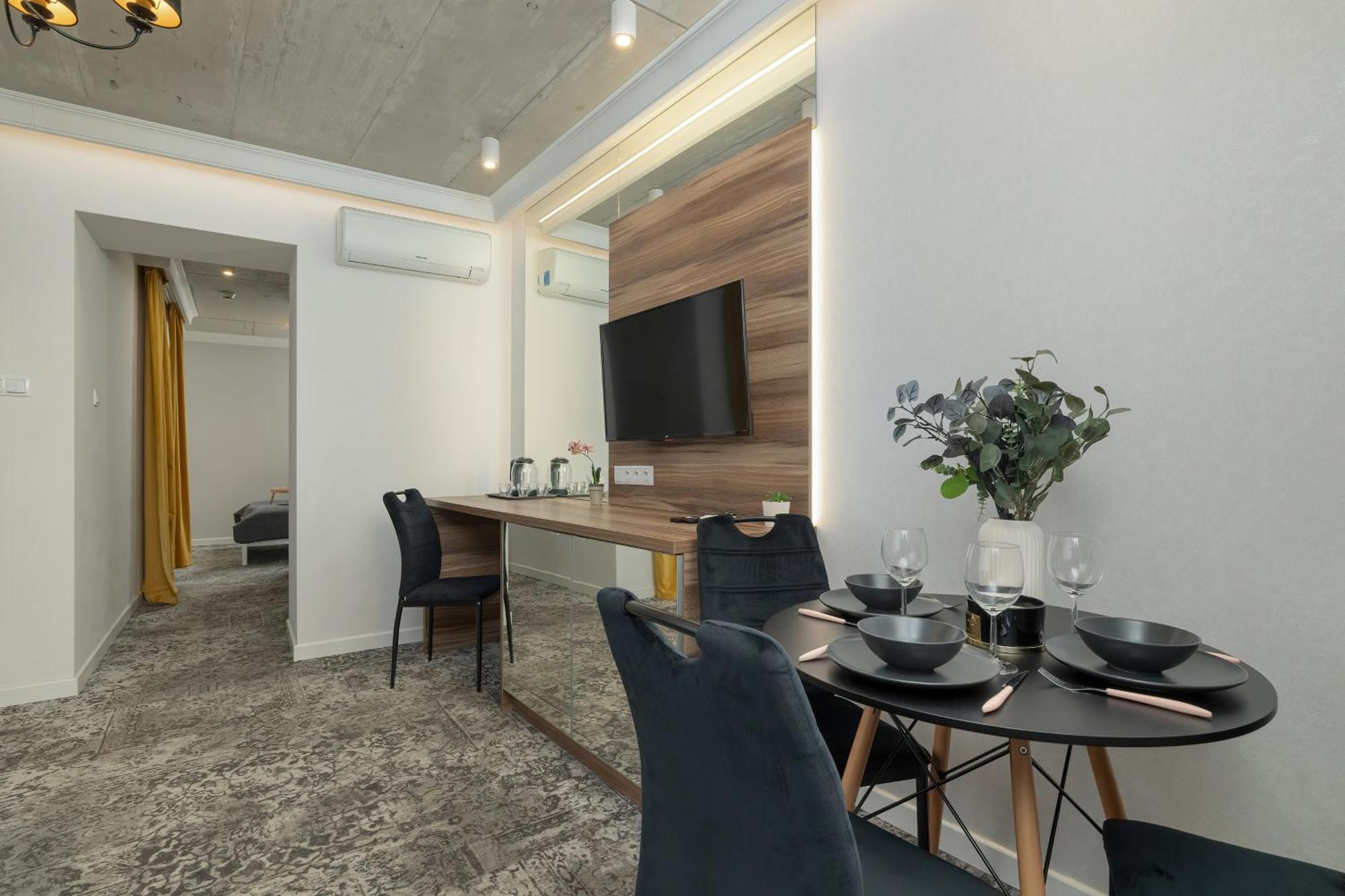 Modern & Comfy Rakowicka 6 Cracow By Renters Apartment Krakau