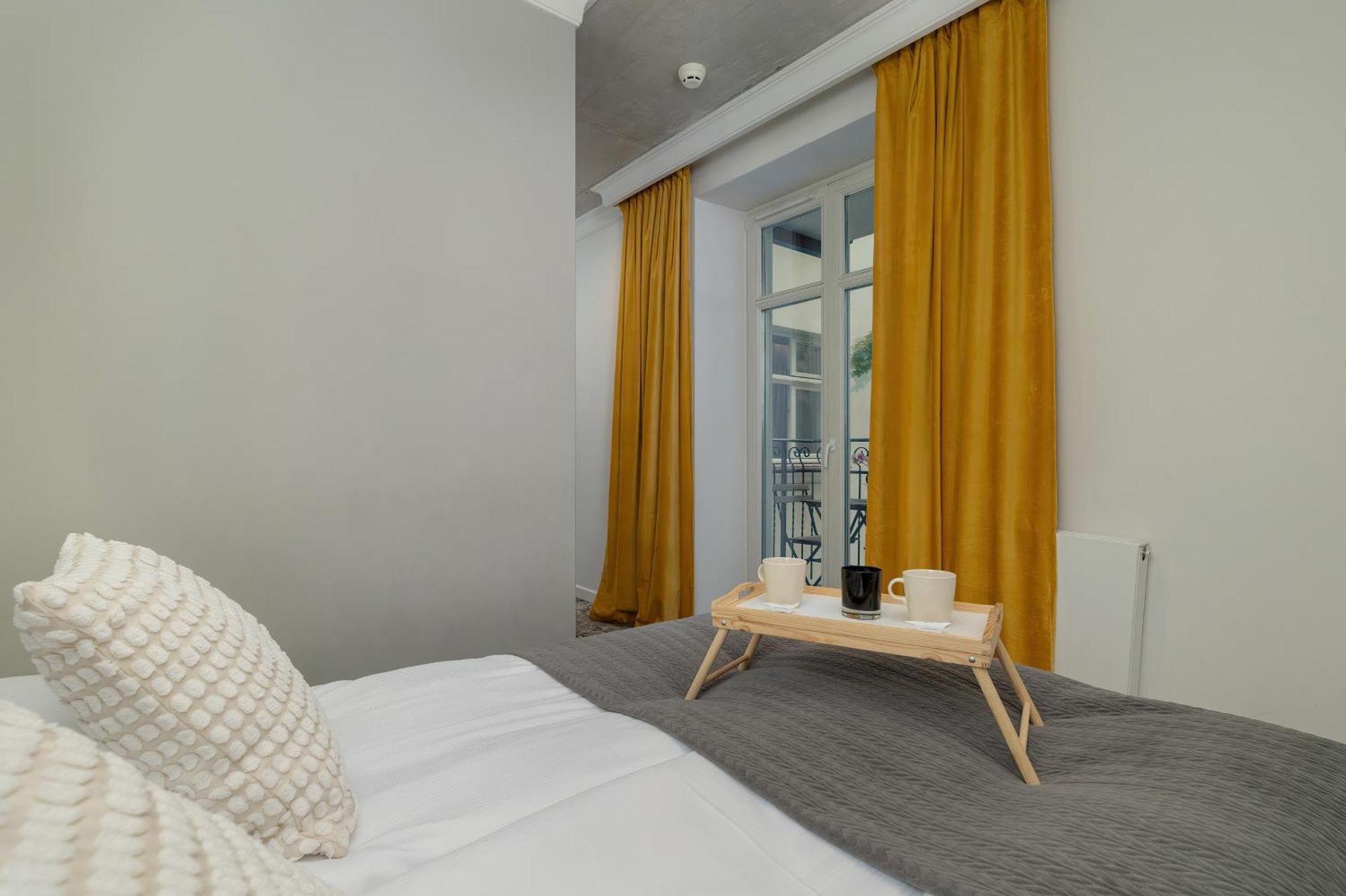 Modern & Comfy Rakowicka 6 Cracow By Renters * Krakau